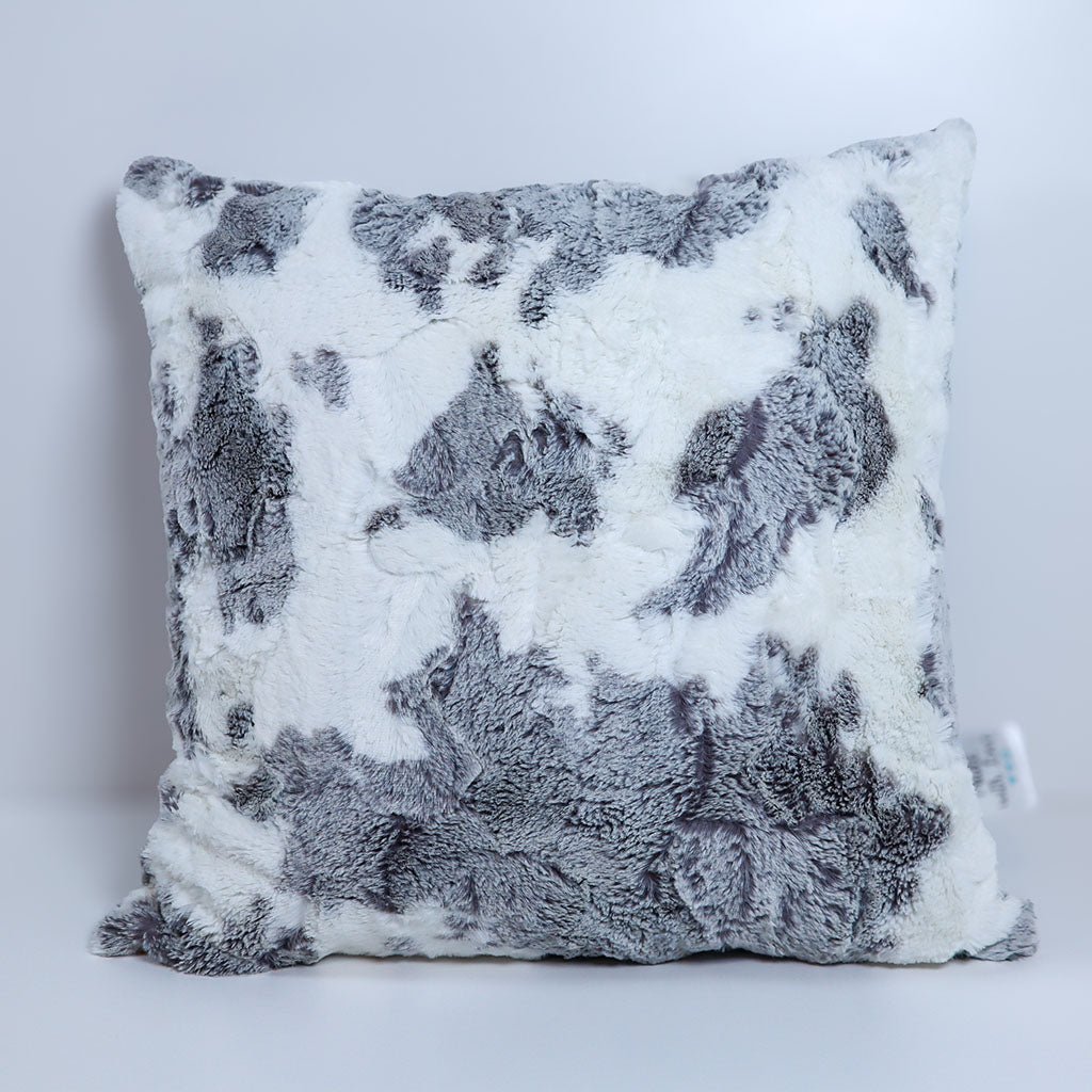 Shannon Fabrics Sweet Dreamz Pillow Kit Luxe Cuddle Baby Calf Graphite - On Pins & Needles Quilting Co.