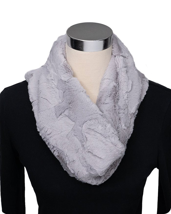 Shannon Fabrics Infinity Scarf Cuddle Kit Hide Silver - On Pins & Needles Quilting Co.