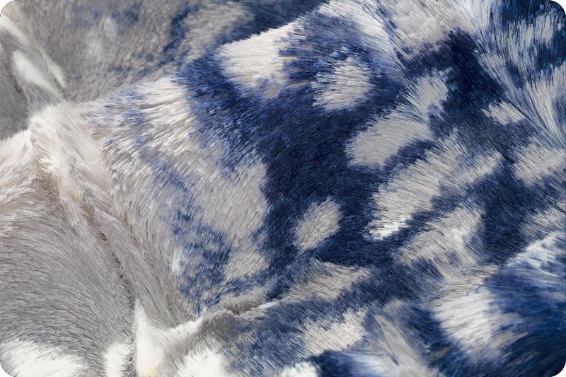 Shannon Fabrics Luxe Cuddle Fawn Navy Minky Fabric (PRICE PER 1/2 YARD) - On Pins & Needles Quilting Co.