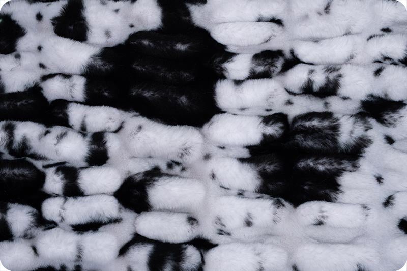 Minky Cuddle Blanket Luxe Milan Pony Bessie Minky Blanket - On Pins & Needles Quilting Co.